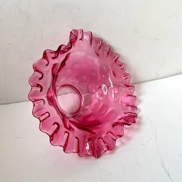 Vintage Fenton cranberry glass bride's basket bowl - Picture 6 of 10